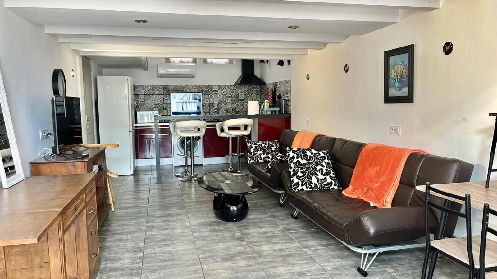 Chez Ben Avec Tout Le Confort Clim Wifi Netflix Gratuit Castres  Exterior photo