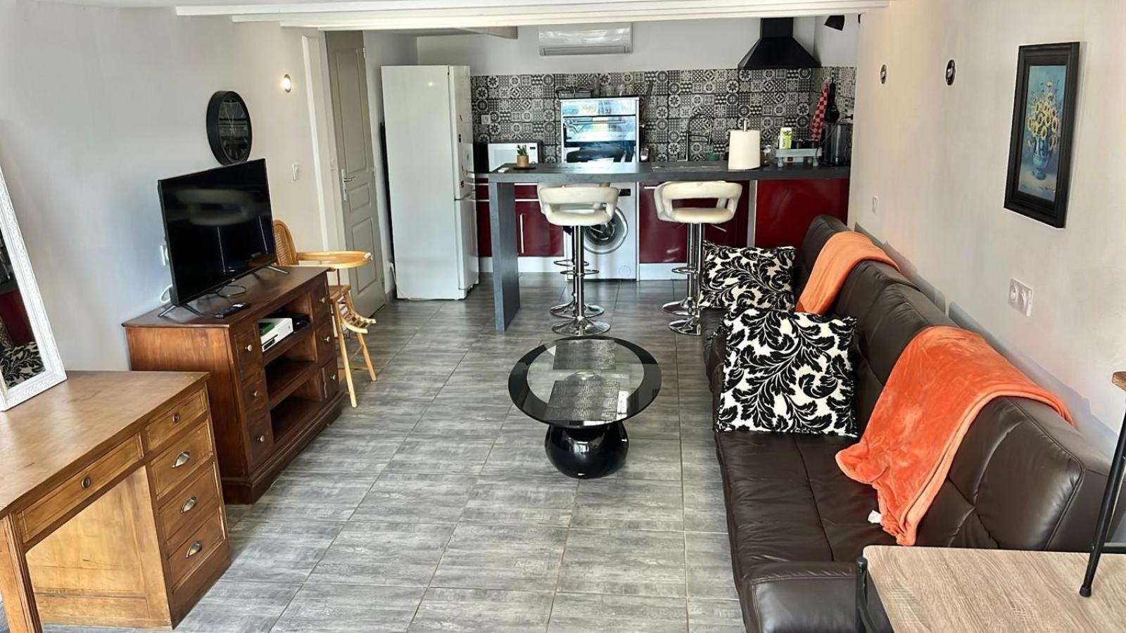Chez Ben Avec Tout Le Confort Clim Wifi Netflix Gratuit Castres  Exterior photo